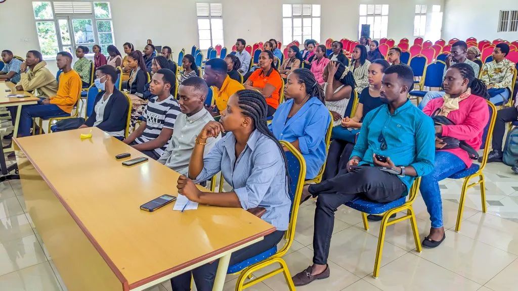 2. Youth Leading Changes in Resilient Private Extension and Advisory Services for Job and Wealth Creation.