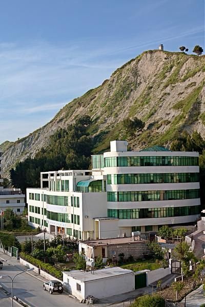 UNILAK Signs Five-Year Scientific Collaboration Agreement with Alexander Moisiu University Durrës, Albania