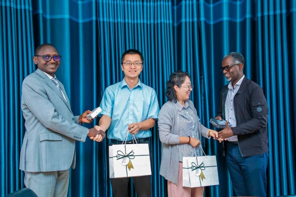 UNILAK and Xinjiang Institute of Ecology and Geography launch Joint Research Project on Heavy Rainfall Disasters